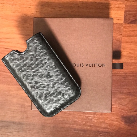 Louis Vuitton Phone Case/Card Case - Picture 2 of 13